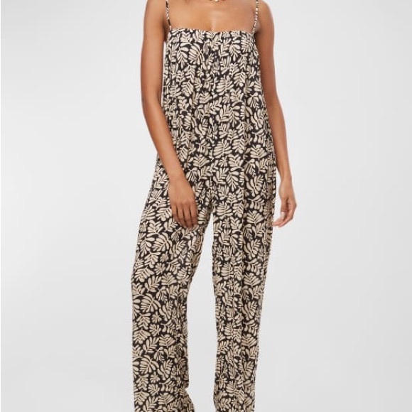 Cherokee floral Print Jumpsuit Sz M/L Black Multicolored - Picture 7 of 14